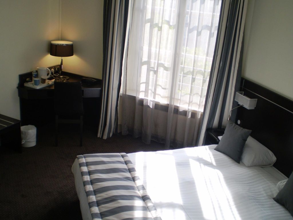 Kyriad Paris 10 - Gare De L'Est Kamer foto